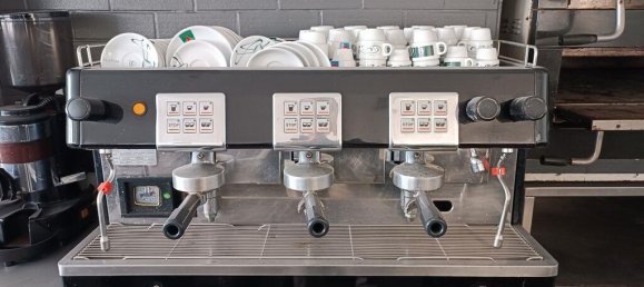 Коммерческая недвижимость 384м² в Оэйраш, Португалия № 112515 16