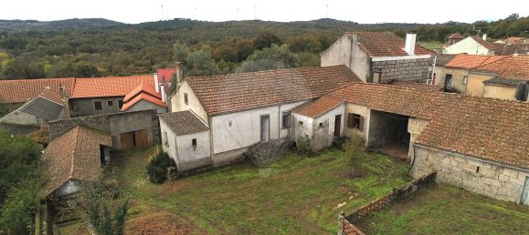 4 bedrooms House in Sabugal, Portugal No. 20364 37