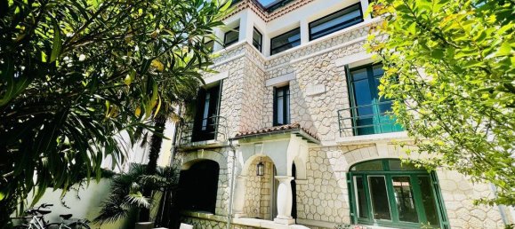 Casa de 6 dormitorios en Royan, France No. 341272 2