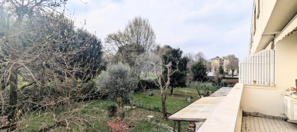 3 bedrooms Villa in Treviso, Italy No. 52322 16