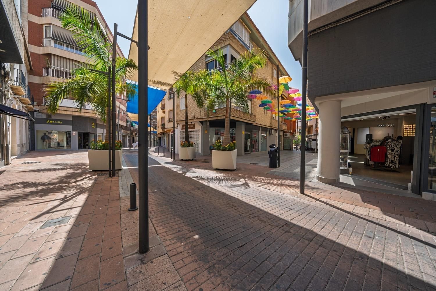 4 bedrooms Penthouse in Granada, Spain No. 198211