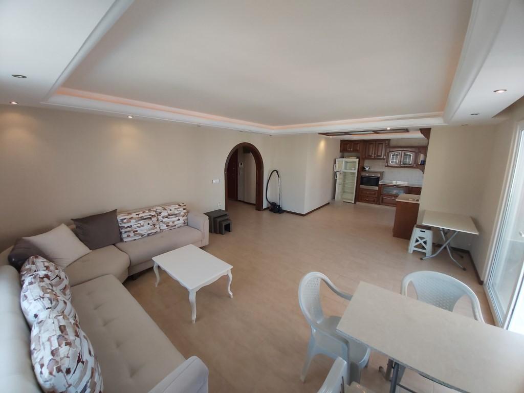 Apartamento de 3 habitaciónes en Mahmutlar, Turkey No. 9733