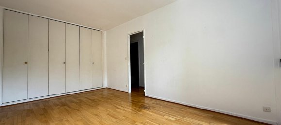 Studio in Bordeaux, France No. 276664 2