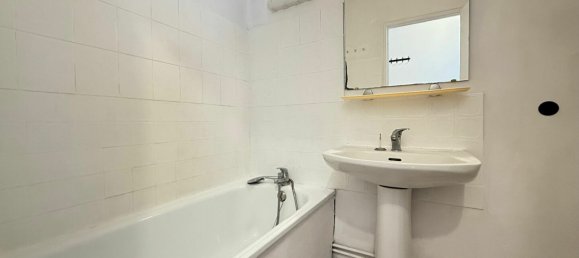 Studio in Bordeaux, France No. 276664 3