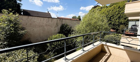 Apartamento de 1 dormitorio en La Queue-en-Brie, France No. 327914 6