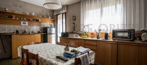 4 bedrooms Villa in Padua, Italy No. 150242 7