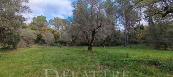 Terreno en Opio, France 2784 m² No. 112809 2