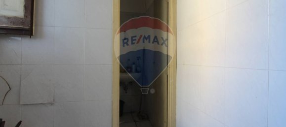 2 rooms Commercial property in Catania, Italy No. 295055 3