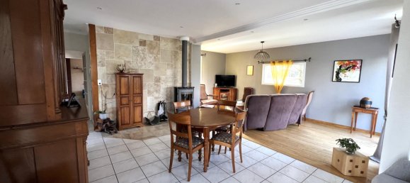 4 bedrooms House in Cholet, France No. 96534 6