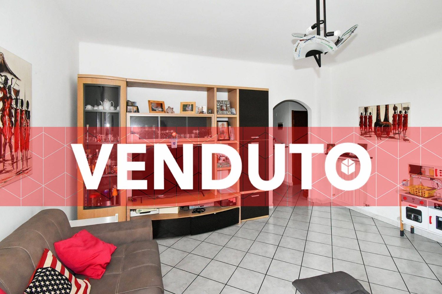 3-salle Appartement à Legnano, Italy No. 23688