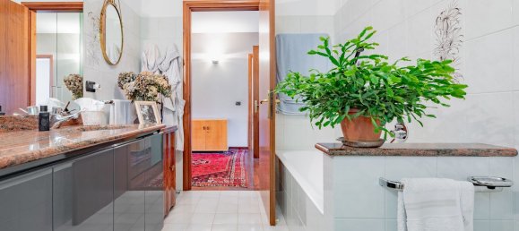 4 chambres Appartement à Legnano, Italy No. 370151 21