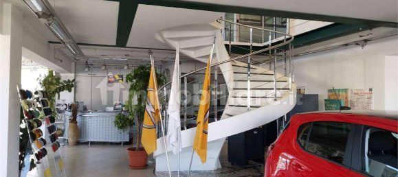 5-salle Propriété commerciale à Nuoro, Italy No. 118708 18