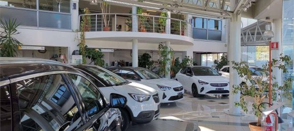 5-salle Propriété commerciale à Nuoro, Italy No. 118708 9