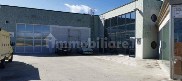 5-salle Propriété commerciale à Nuoro, Italy No. 118708 4