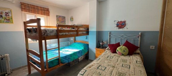 Adosado de 4 dormitorios en Estepona, Spain No. 81220 19