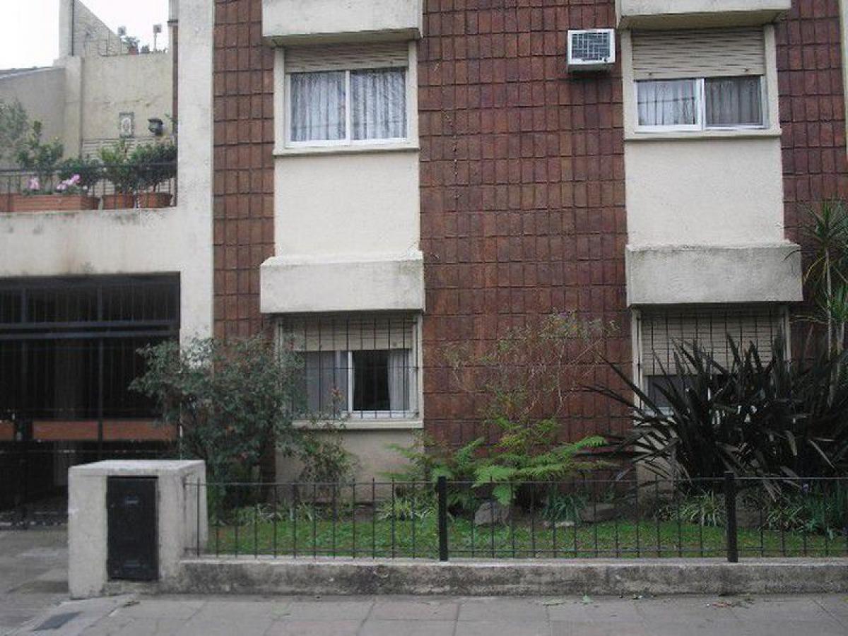 2 bedrooms Apartment in Moron, Argentina No. 5489