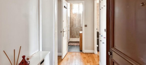 Apartamento de 2 dormitorios en Paris, France No. 326752 12