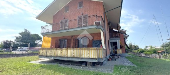 2 chambres Appartement à Trofarello, Italy No. 272015 36