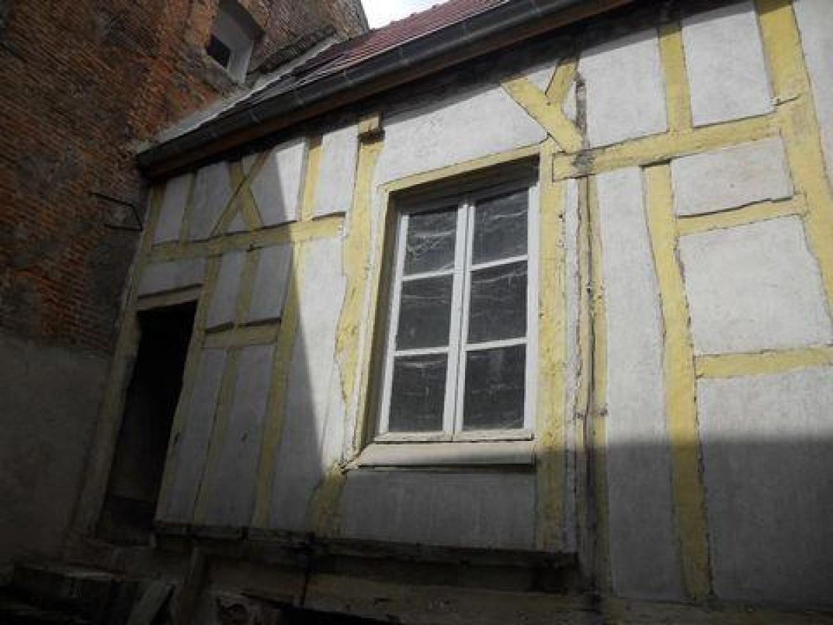 2 bedrooms House in Auxonne, France No. 10696