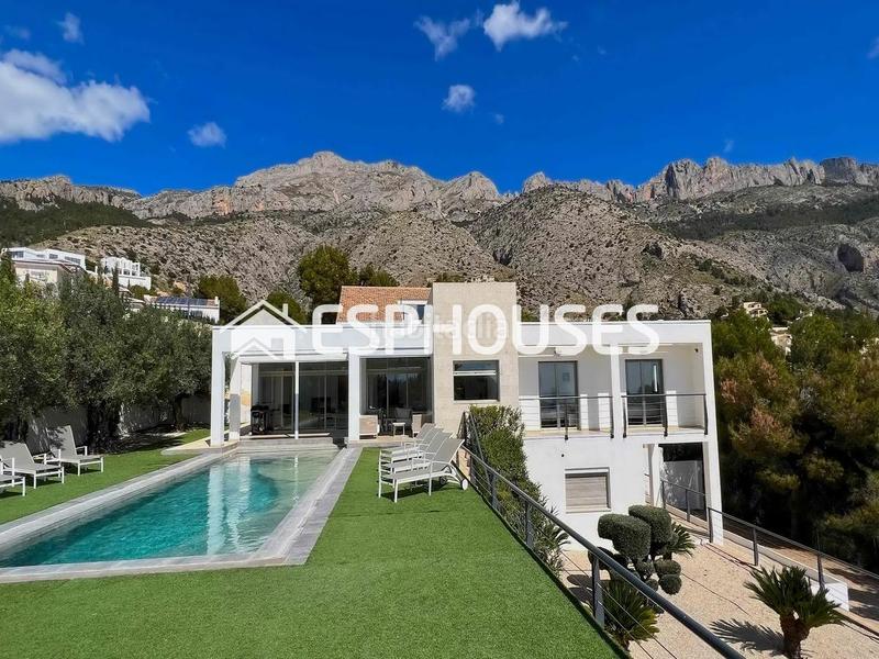 5 Schlafzimmer Villa in Altea, Spain, Nr. 80926