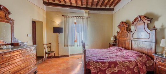5 rooms Duplex in Pienza, Italy No. 50304 10