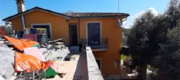 7-salle Appartement à Fara in Sabina, Italy No. 217798 20