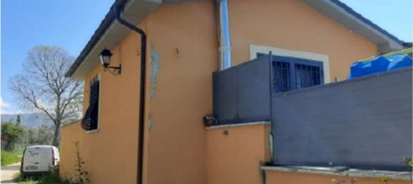 7-salle Appartement à Fara in Sabina, Italy No. 217798 23
