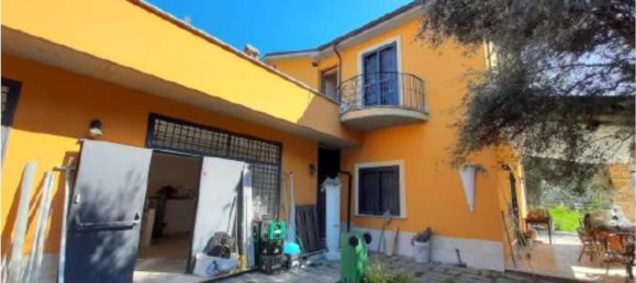 7-salle Appartement à Fara in Sabina, Italy No. 217798 18