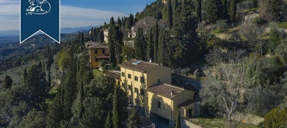 8 bedrooms Villa in Fiesole, Italy No. 119938 2