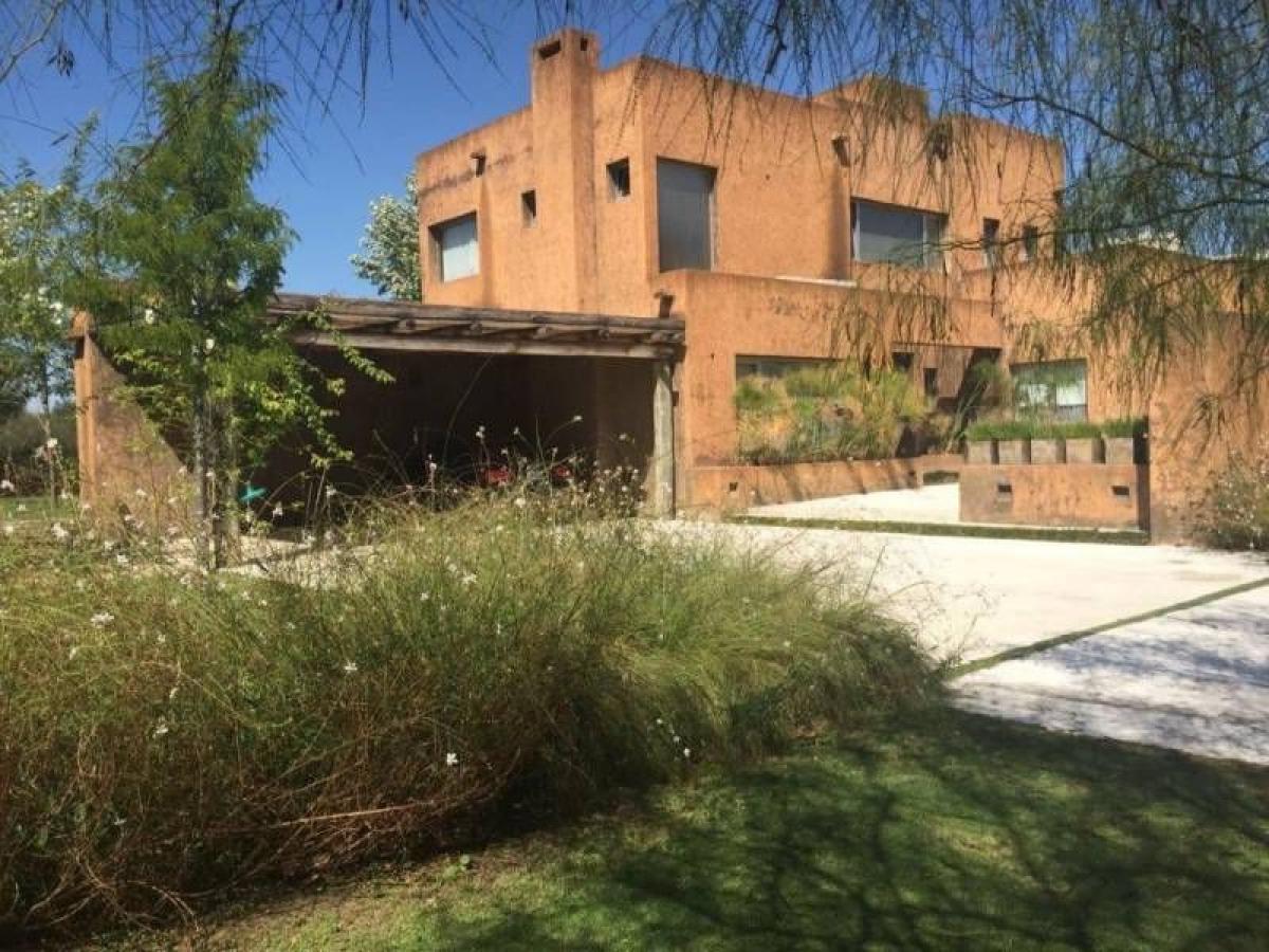 3 غرف نوم منزل في Pilar, Argentina رقم 4450