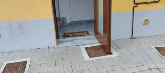 2 rooms Apartment in Appiano Gentile, Italy No. 124919 3