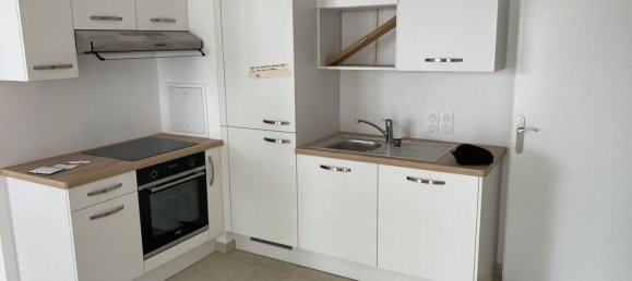 Квартира с 3 спальнями в Рони-су-Буа, Франция № 328049 3