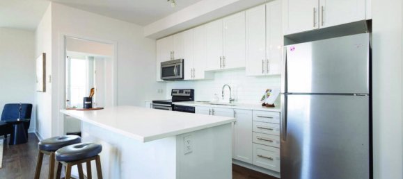 شقة 3 غرف نوم في Toronto, Canada رقم 296 8