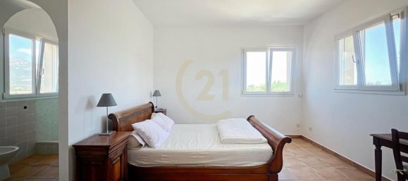 3 bedrooms Villa in Calenzana, France No. 77272 13