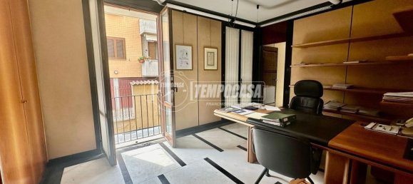 Apartamento de 6 habitaciónes en Bareggio, Italy No. 154560 5
