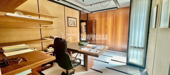 Apartamento de 6 habitaciónes en Bareggio, Italy No. 154560 4