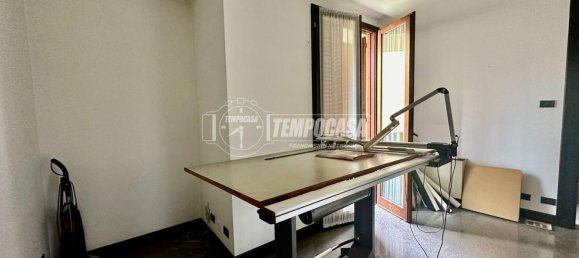 Apartamento de 6 habitaciónes en Bareggio, Italy No. 154560 16