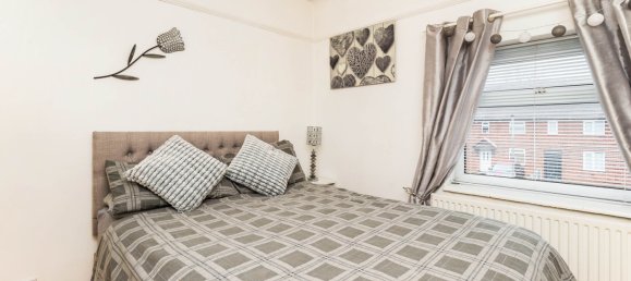 Casa de 4 dormitorios en Chester, United Kingdom No. 2880 8