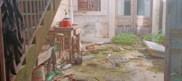 3 bedrooms House in Floridia, Italy No. 75888 9