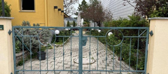 Коммерческая недвижимость с 3 комнатами в Зос, Австрия № 240279 4