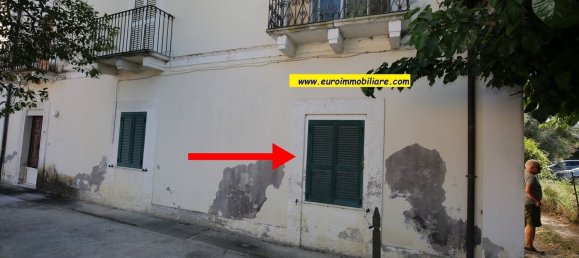 Квартира с 4 комнатами в Пинето, Италия № 277813 2