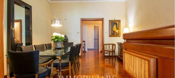 6 rooms Apartment in Florence, Italy No. 40275 31