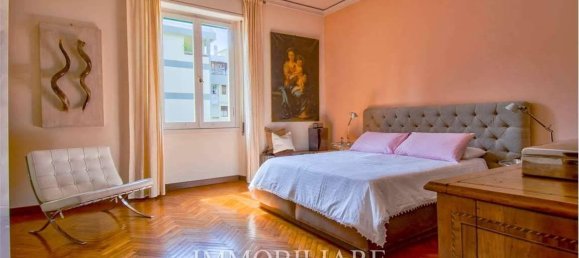 6 rooms Apartment in Florence, Italy No. 40275 22