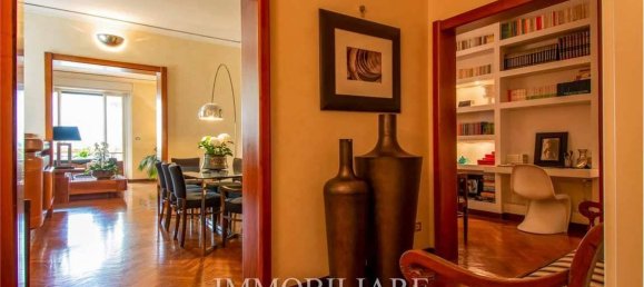 6 rooms Apartment in Florence, Italy No. 40275 34