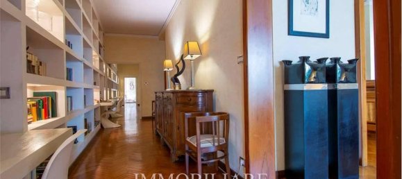 6 rooms Apartment in Florence, Italy No. 40275 18