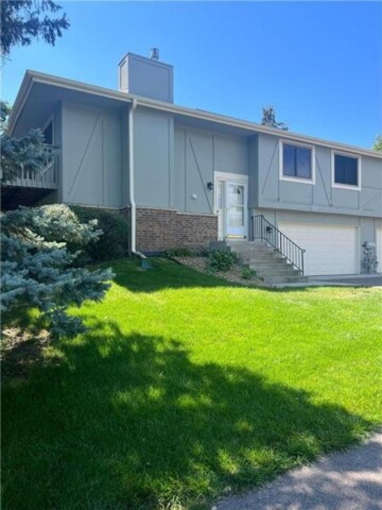 3 bedrooms House in Maple Grove, USA No. 419471