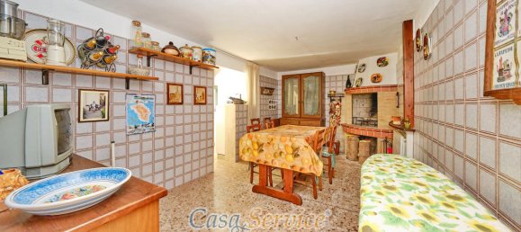 6-salle Villa à Ortelle, Italy No. 232824 4