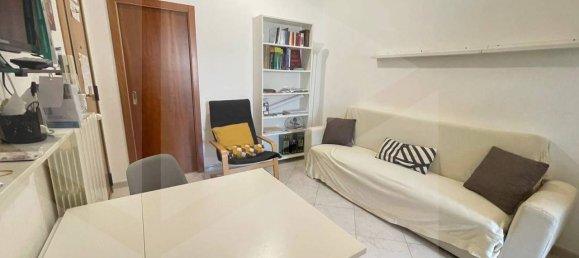 2 rooms Apartment in Bari, Italy No. 29851 6