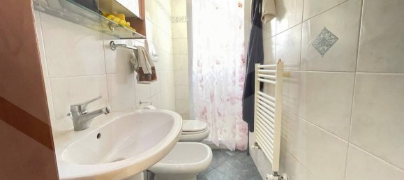 2 rooms Apartment in Bari, Italy No. 29851 14