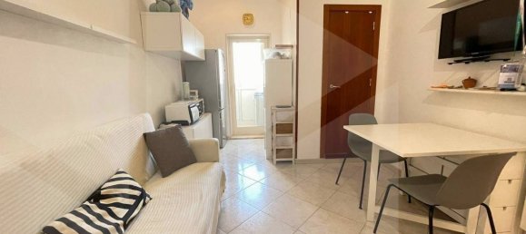 2 rooms Apartment in Bari, Italy No. 29851 23